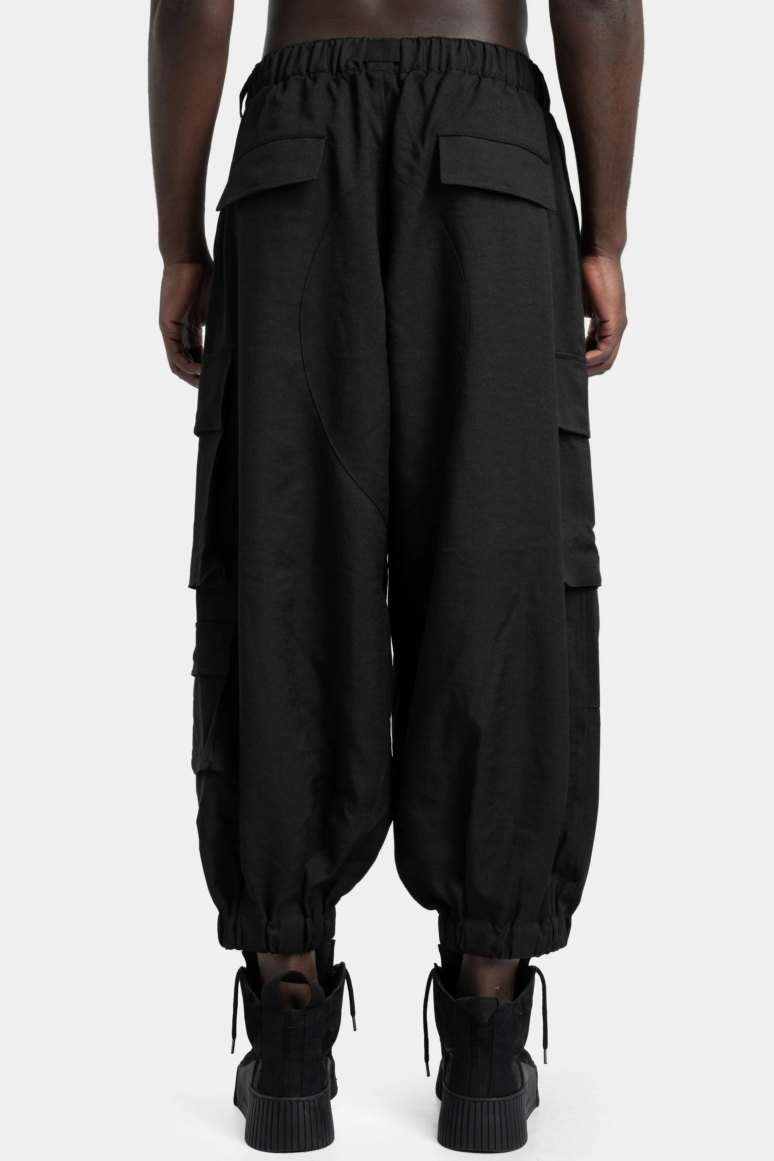 Belted oversized cargo pants