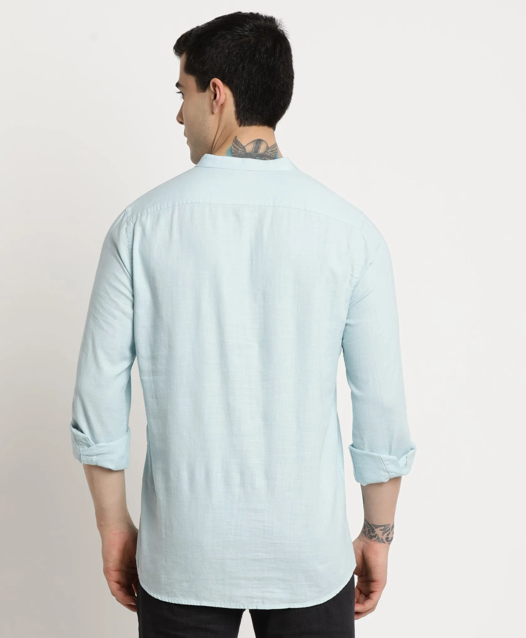 Cotton Blue Solid Slim Fit Casual Shirt