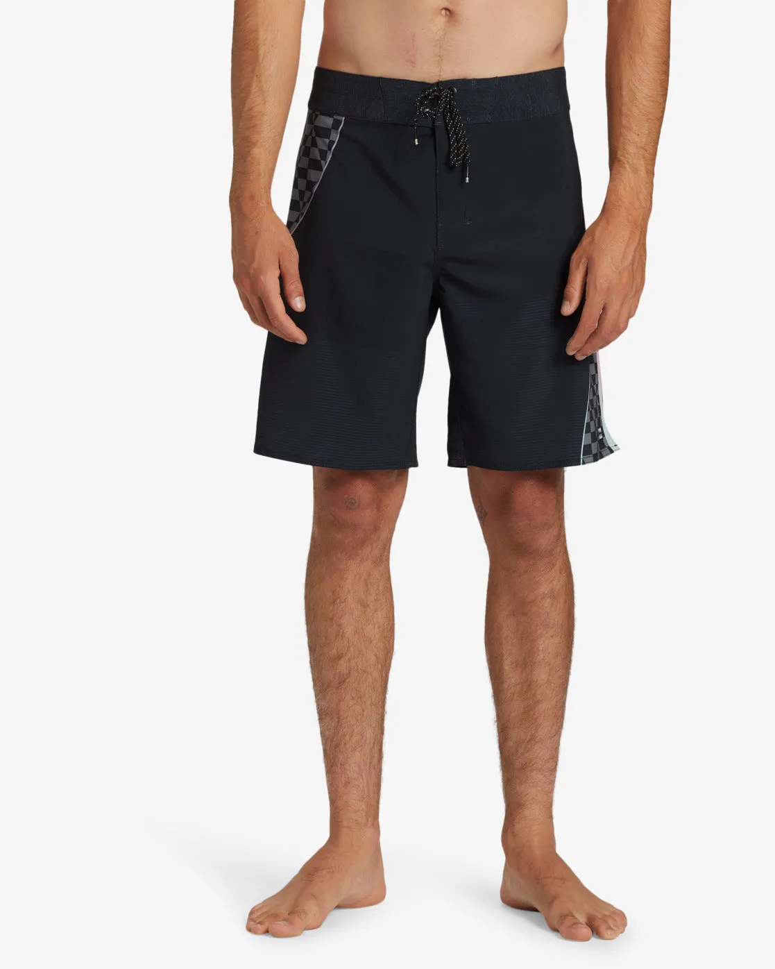 Cylinders Airlite 19" Boardshorts - Black