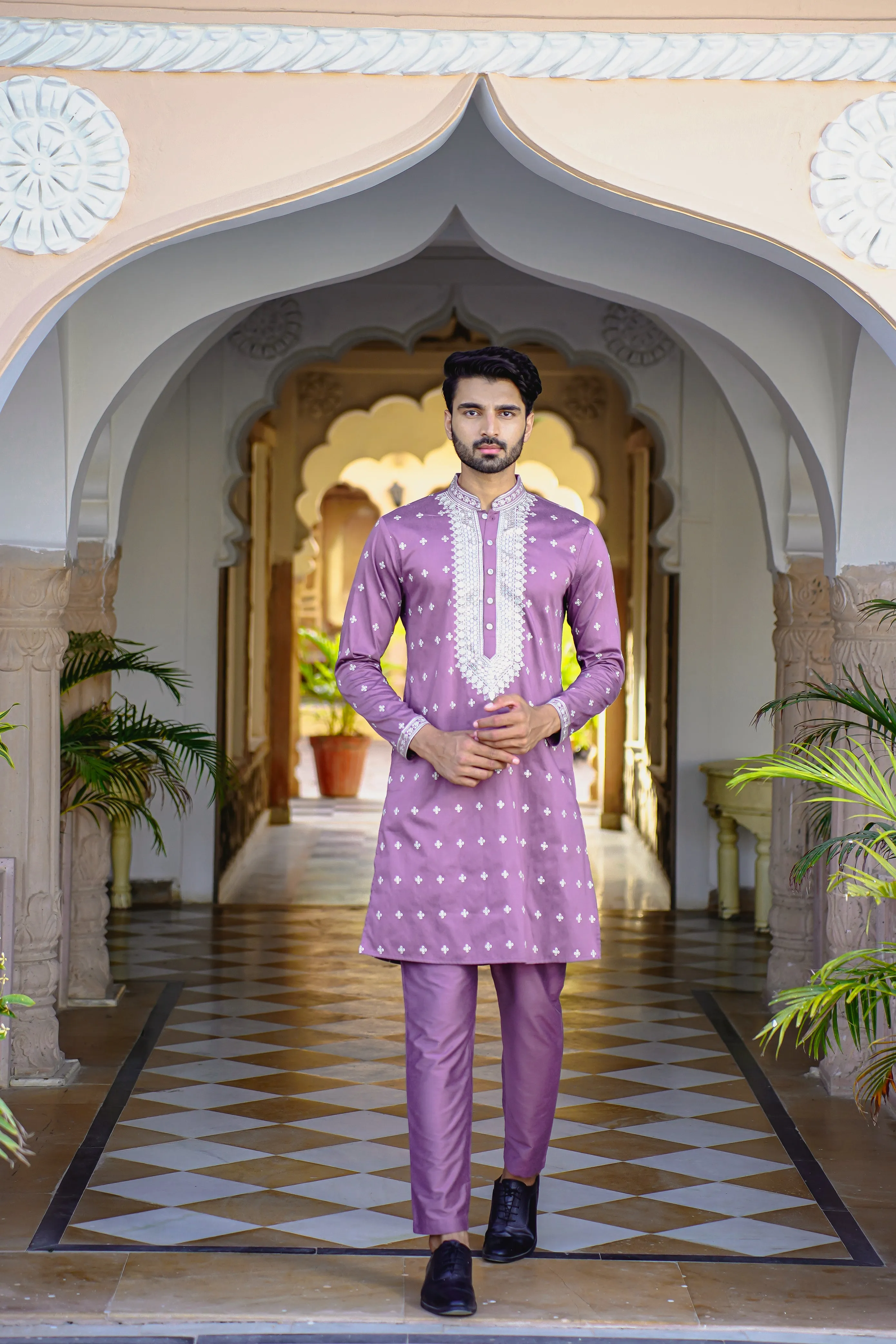 ORCHID MAUVE KURTA SET WITH INTRICATE SEQUINS NECK EMBROIDERY AROUND PLACKET