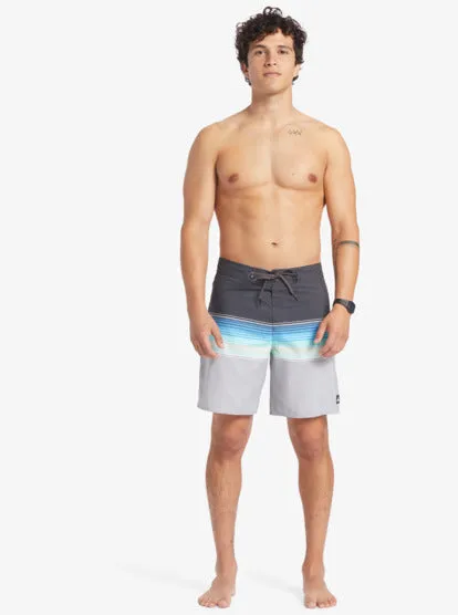 Quiksilver Everyday Swell Vision 18' Boardshort in Tarmac